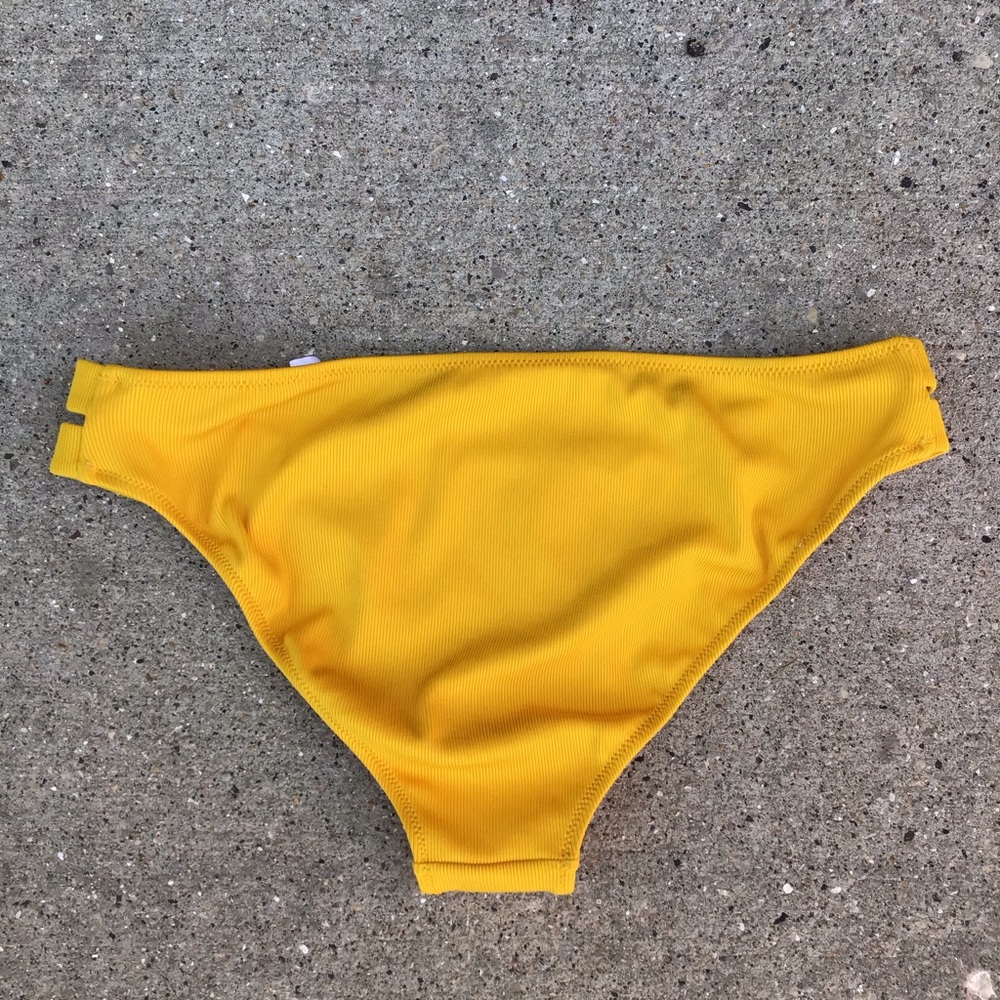 NWOT Shade & Shore Mustard Bikini Bottoms